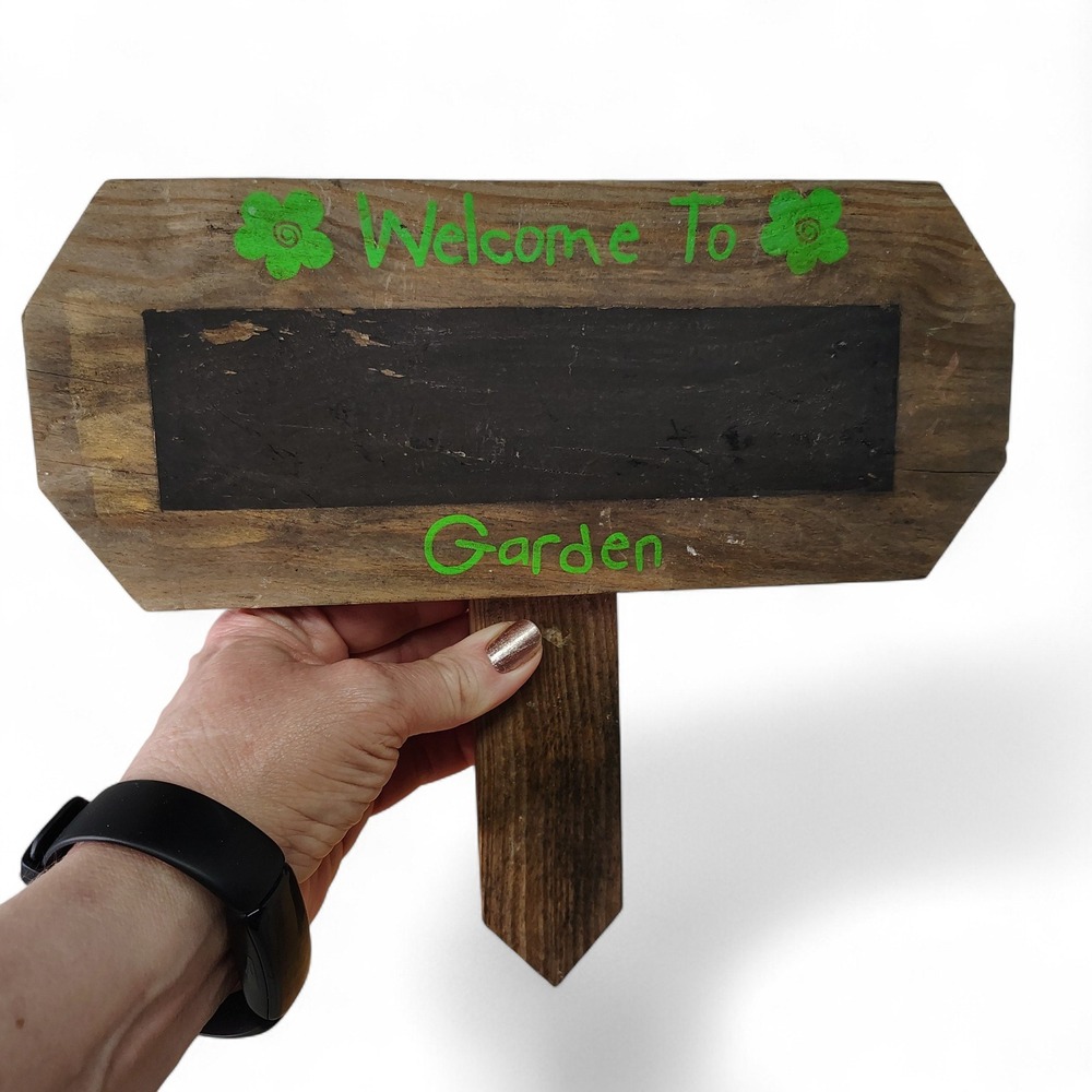 Welcome To Garden Sign Chalkboard Rustic Wood Clover Decor 10 Inch Wide  8.5" T